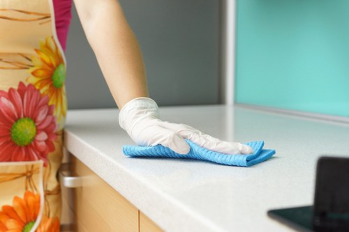 Commercial cleaner in Edgware offering office cleaning